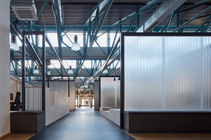 嘉定區(qū)電子商務(wù)辦公室裝修案例-第3張圖片-上海古都建筑設(shè)計集團