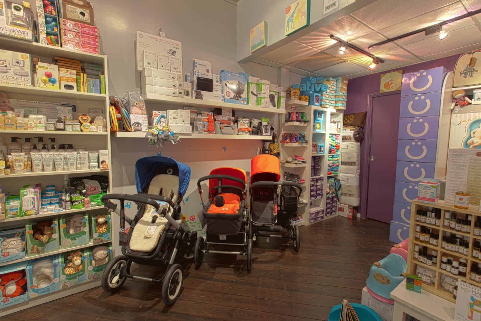 青浦區(qū)20平辦公室裝修孕嬰店裝修設計-第3張圖片-上海古都建筑設計集團