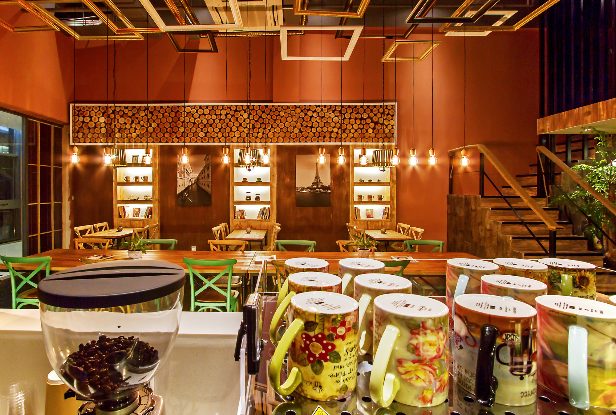 虹口區(qū)美式工業(yè)風咖啡廳裝修設計-第1張圖片-上海古都建筑設計集團