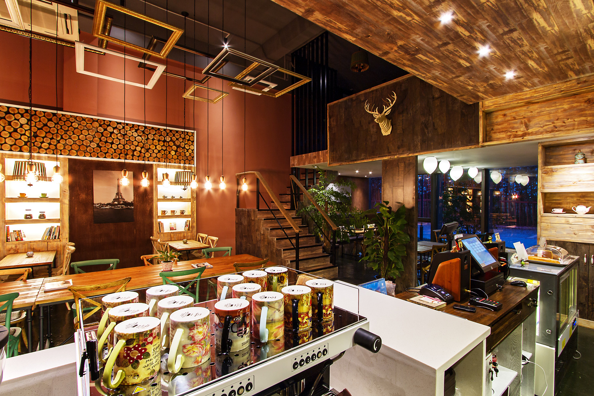 虹口區(qū)美式工業(yè)風咖啡廳裝修設計-第2張圖片-上海古都建筑設計集團