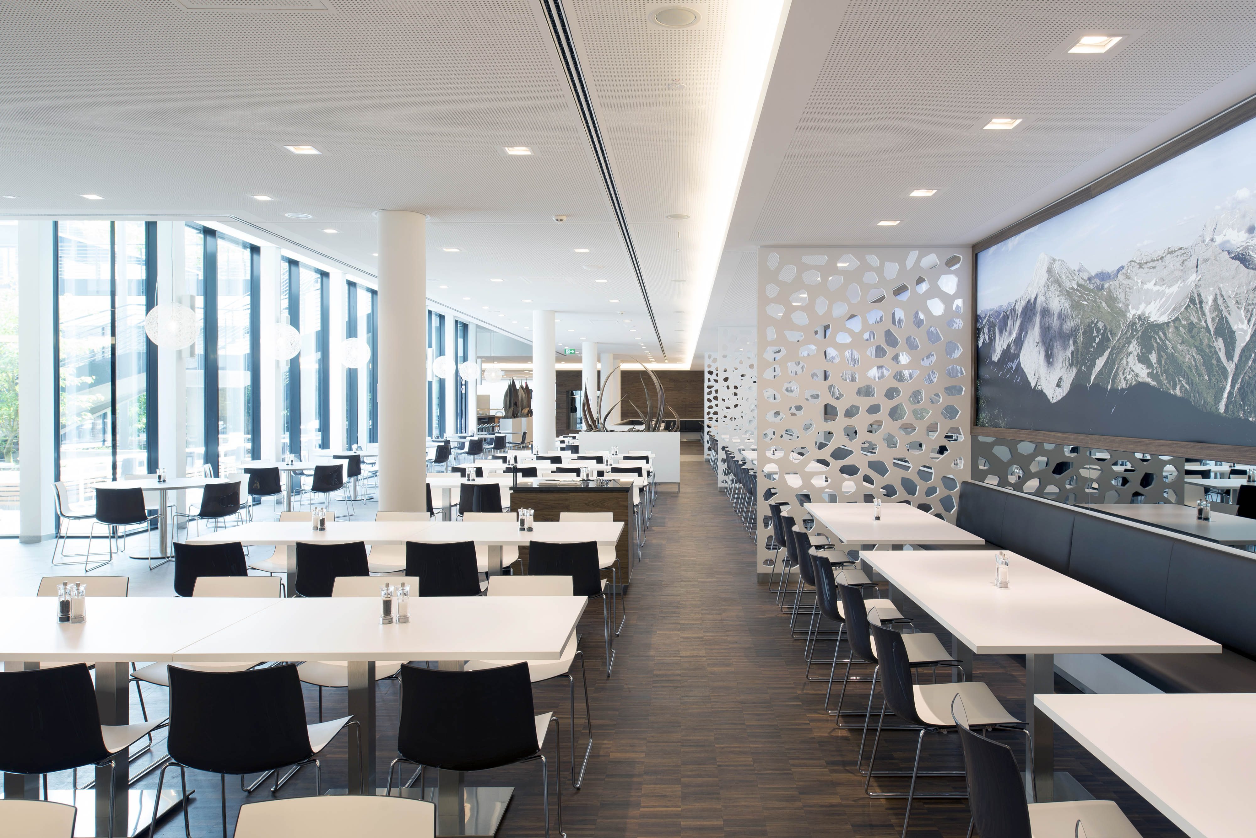 辦公樓食堂裝修設(shè)計(jì)效果圖-第5張圖片-上海古都建筑設(shè)計(jì)集團(tuán)